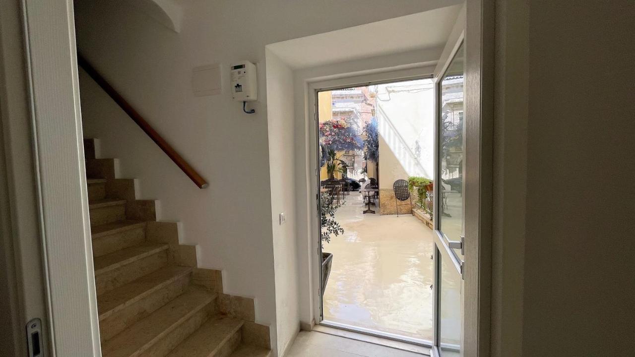 Casa Da Nonna Francy Apartment Syracuse Bagian luar foto